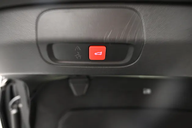 Peugeot 408 1.6 PHEV 180 GT