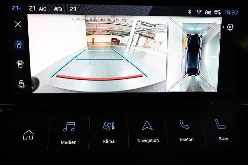 Vehicle image PEUGEOT 408