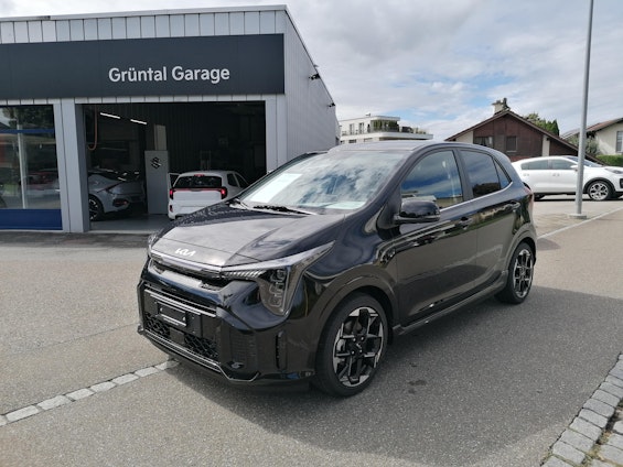 First vehicle image First vehicle image