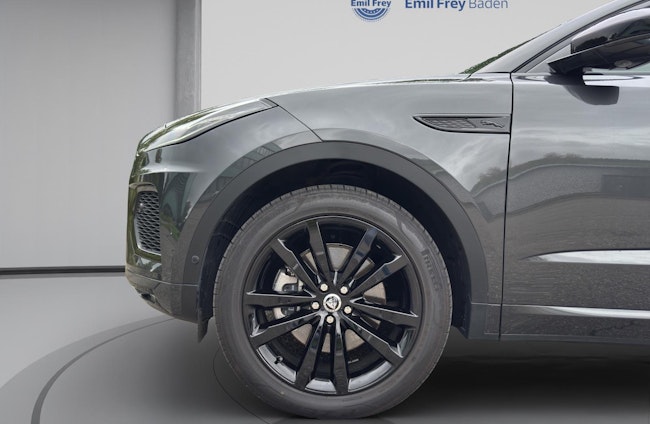 Vehicle image 15 Vehicle image 15