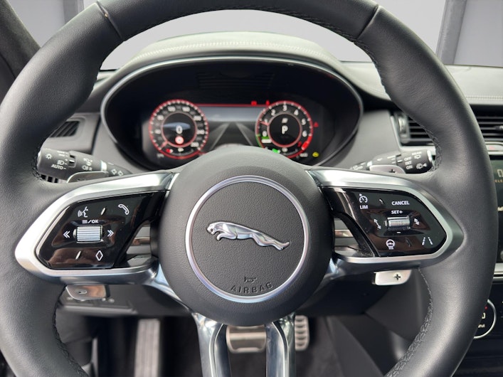 Vehicle image JAGUAR E-PACE