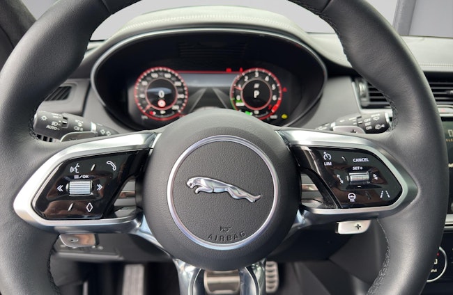 Vehicle image 8 Vehicle image 8