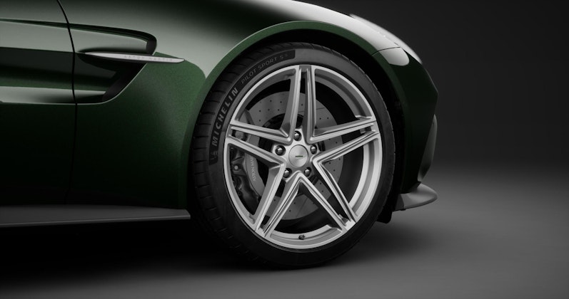 Vehicle image ASTON MARTIN V12 Vantage