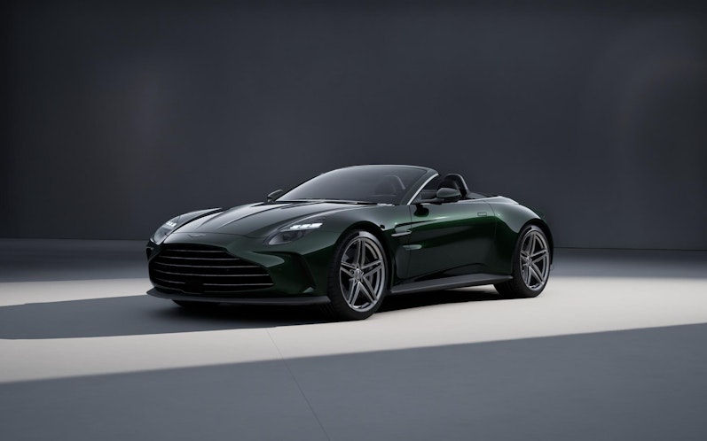 Vehicle image ASTON MARTIN V12 Vantage