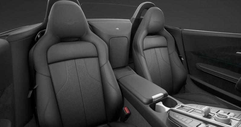 Vehicle image ASTON MARTIN V12 Vantage