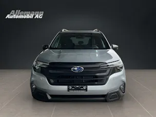 Subaru Forester Station 2.0i e-Boxer Swiss Plus