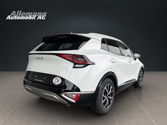 Vehicle image 5 Vehicle image 5