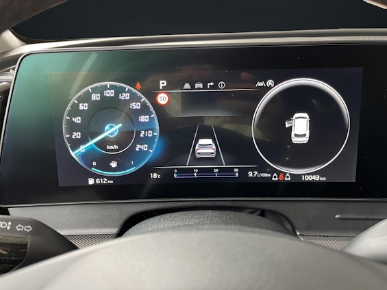 Vehicle image 9 Vehicle image 9