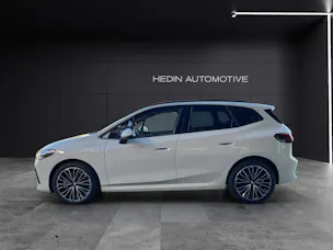 BMW 230e xDrive paddles Active Tourer