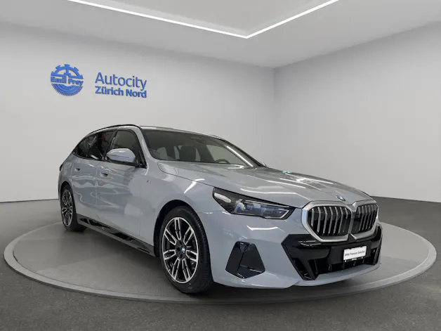 BMW 520d xDrive 48V Touring