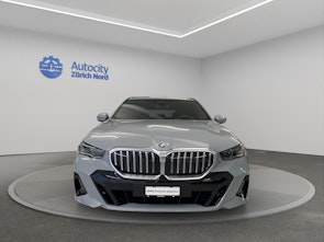 Vehicle image BMW 520d xDrive Touring