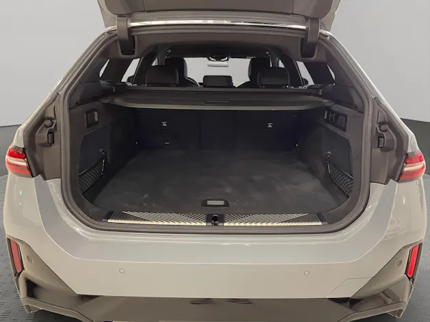 BMW 520d xDrive 48V Touring