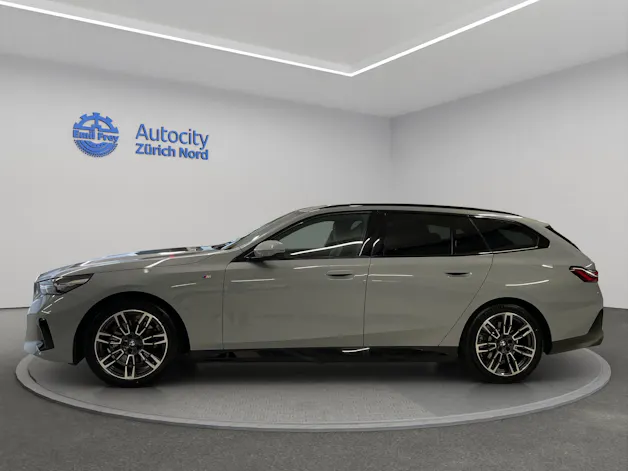 BMW 520d xDrive 48V Touring