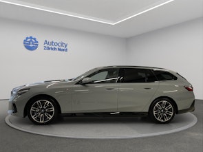 Vehicle image BMW 520d xDrive Touring