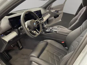 BMW 520d xDrive 48V Touring