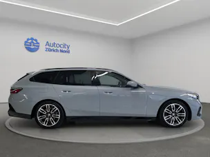 BMW 520d xDrive 48V Touring