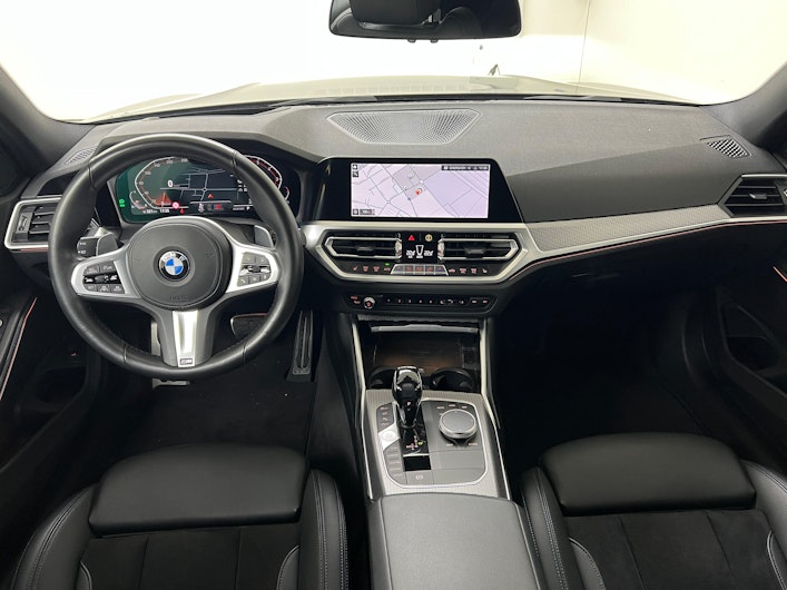 Vehicle image BMW 3 SERIES