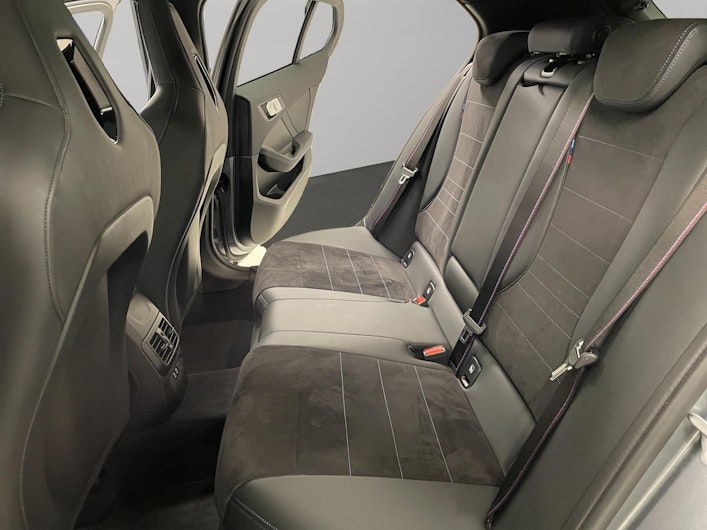 Vehicle image BMW 1 SERIES