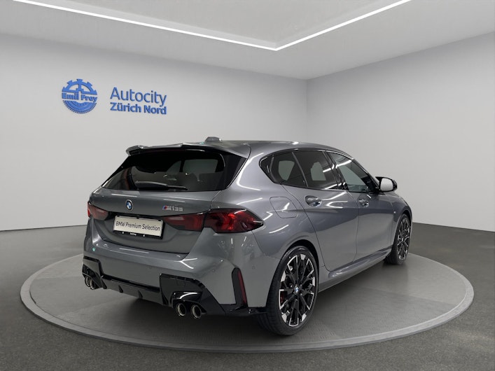 Vehicle image BMW 1 SERIES