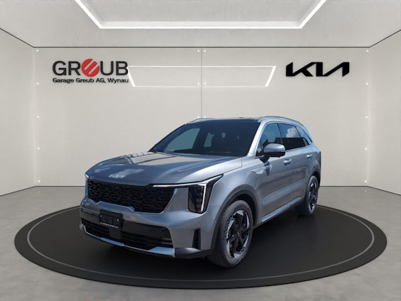 First vehicle image