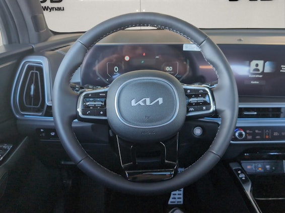 Vehicle image 9 Vehicle image 9