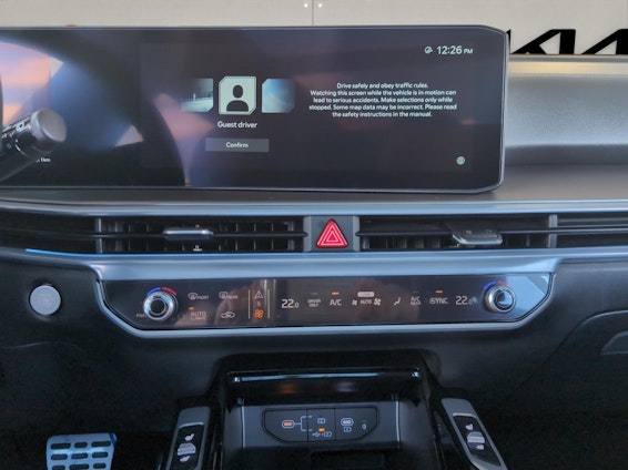 Vehicle image 12 Vehicle image 12