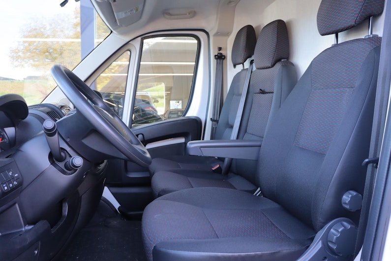 Vehicle image OPEL MOVANO