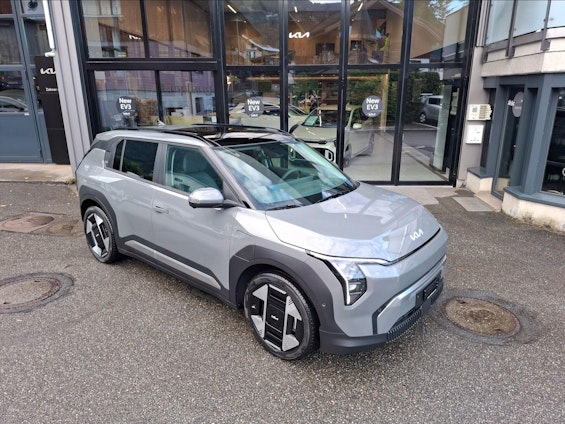 Vehicle image 2 Vehicle image 2