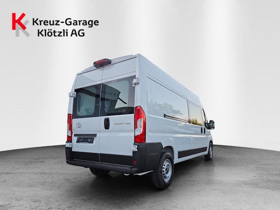 Vehicle image 2 Vehicle image 2