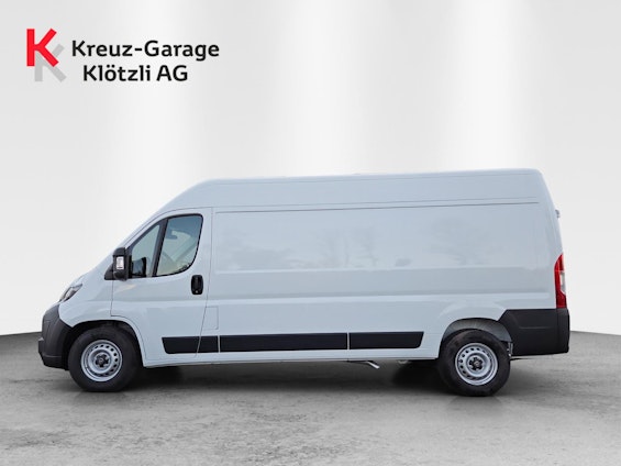 Vehicle image 5 Vehicle image 5