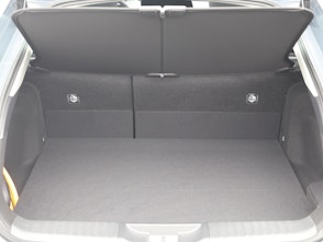 Vehicle image TOYOTA Prius 2.0 Plug-In-Hybrid Style