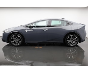 Vehicle image TOYOTA Prius 2.0 Plug-In-Hybrid Style