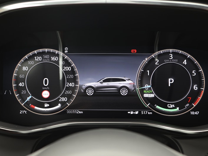 Vehicle image JAGUAR F-PACE