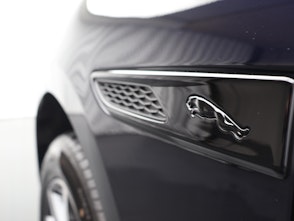 Vehicle image JAGUAR F-Pace 2.0 P400e R-Dynamic HSE 90th Anniversary Ed. AWD