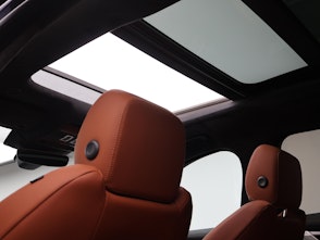 Vehicle image JAGUAR F-Pace 2.0 P400e R-Dynamic HSE 90th Anniversary Ed. AWD