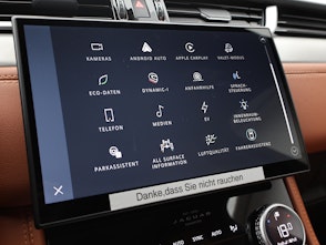 Vehicle image JAGUAR F-Pace 2.0 P400e R-Dynamic HSE 90th Anniversary Ed. AWD