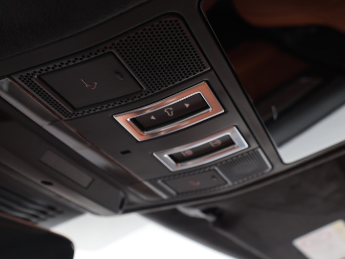 Vehicle image JAGUAR F-PACE