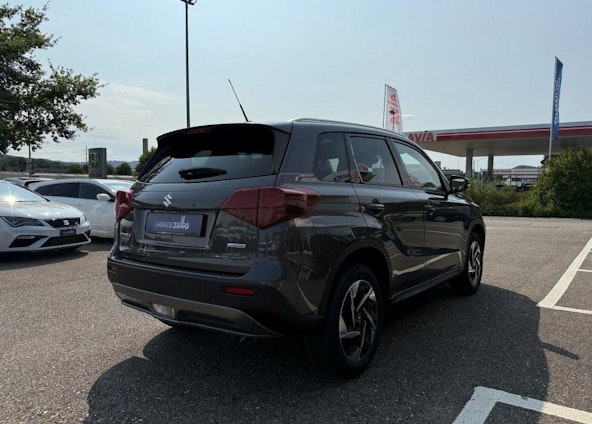 Vehicle image 5 Vehicle image 5