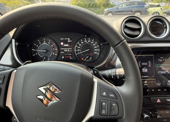 Vehicle image 8 Vehicle image 8