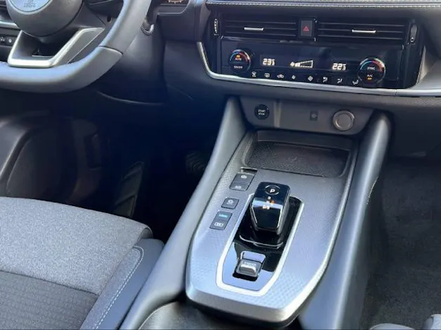 Nissan Qashqai 1.5 VC-T N-Connecta