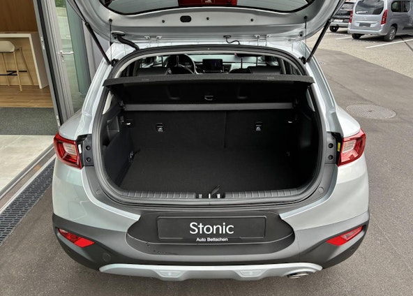 Vehicle image 6 Vehicle image 6