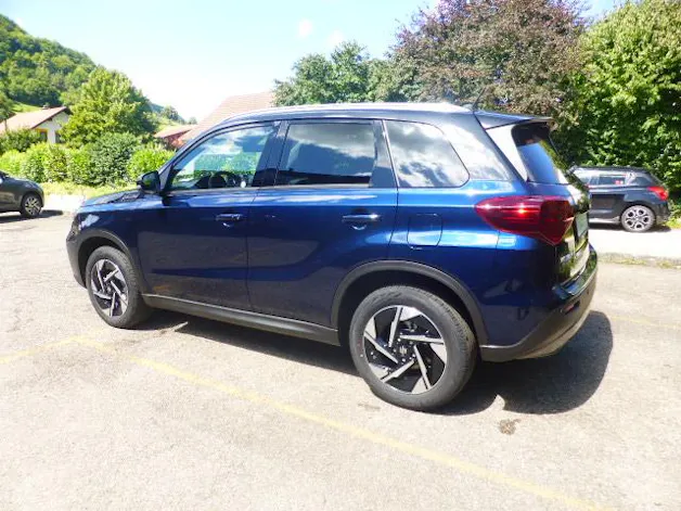 Suzuki Vitara 1.4 T Compact Top Hybrid 4x4 Vorführwagen!