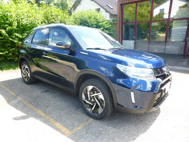 Suzuki Vitara 1.4 T Compact Top Hybrid 4x4 Vorführwagen!