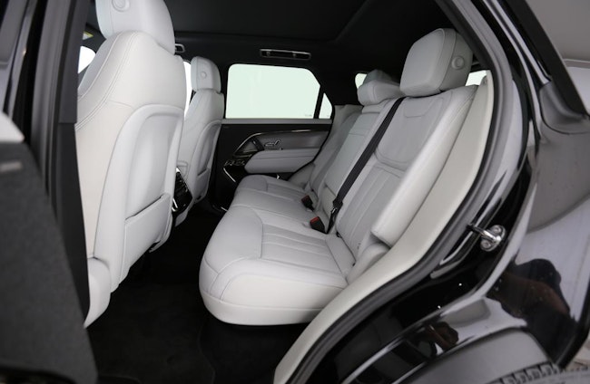 Vehicle image 11 Vehicle image 11