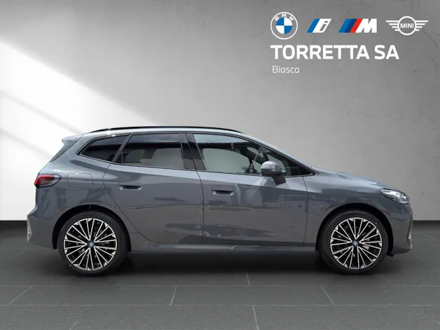 BMW 225e xDrive Active Tourer