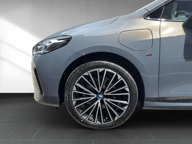 BMW 225e xDrive Active Tourer