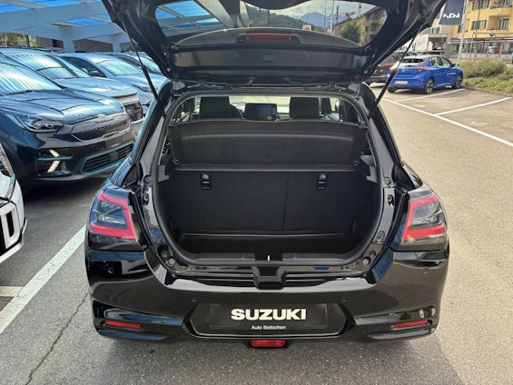 Vehicle image 5 Vehicle image 5