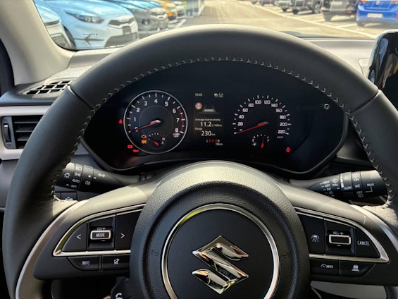 Vehicle image 10 Vehicle image 10