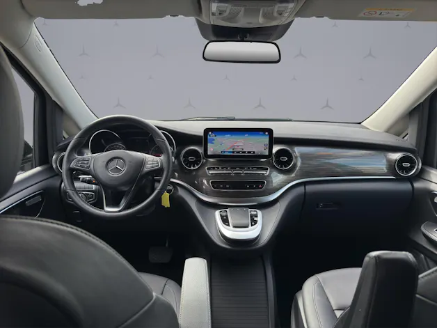 Mercedes-Benz V 250 d Avantgarde lang 4matic Van / 8-Plätzer