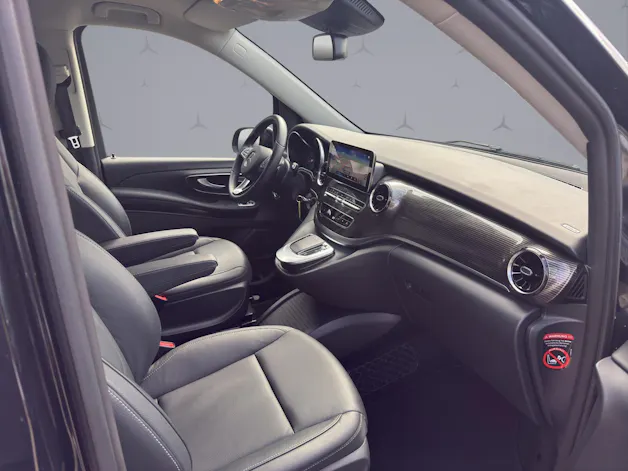 Mercedes-Benz V 250 d Avantgarde lang 4matic Van / 8-Plätzer